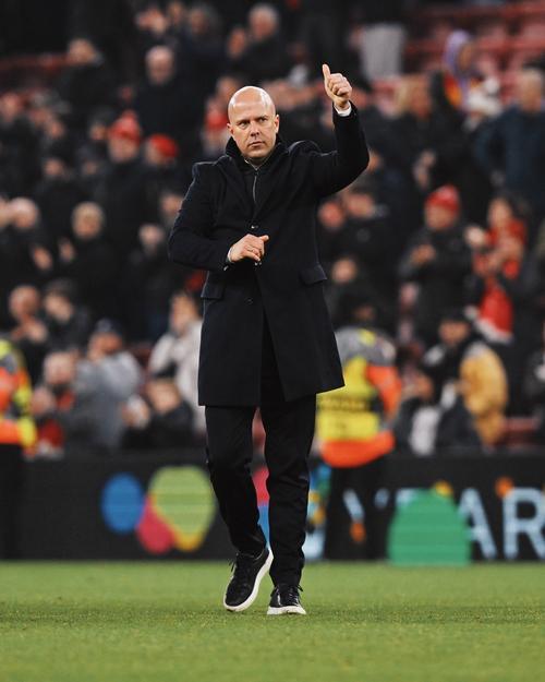 利物浦欧冠名单:维尔茨、伊萨克在列,赫拉芬贝赫因伤缺席