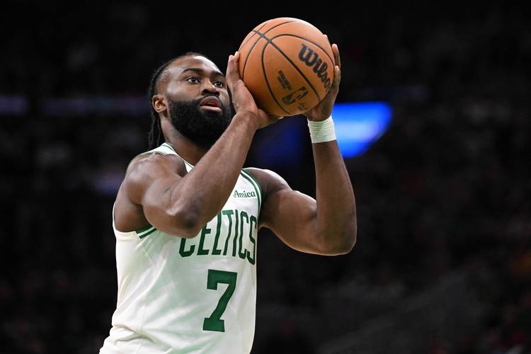 杰伦-布朗:我们团队的成长还处于初期 我会帮队友们减压