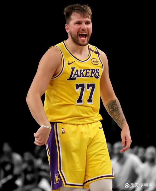 湖记：东契奇里夫斯的出场时间和使用率均为生涯最高 应该减负