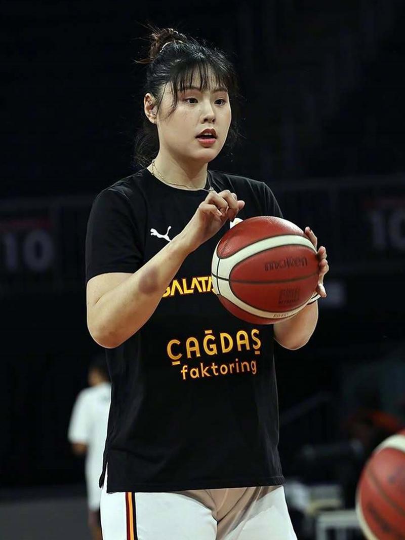 李月汝:希望未来能有更好的机会在WNBA立足和发展 拿到更好成绩