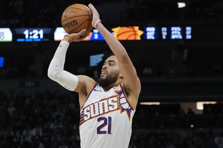 被刺激了？步行者昨天嘲讽特纳在雄鹿没拿过两双 后者今天砍14+10