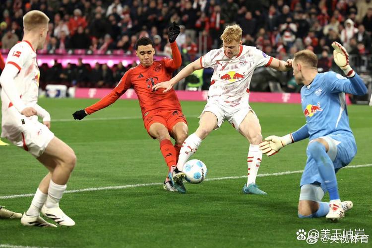 22胜3平！拜仁德甲主场对阵弗赖堡不败，打进69球丢13球