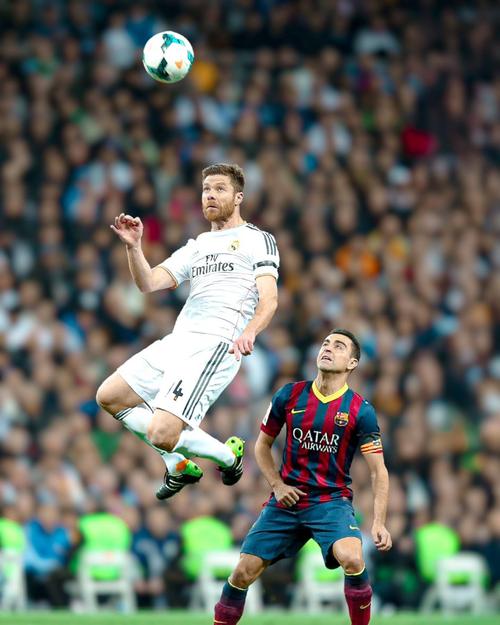 阿隆索：米利唐和阿森西奥都踢过边后卫 库尔图瓦是球队支柱